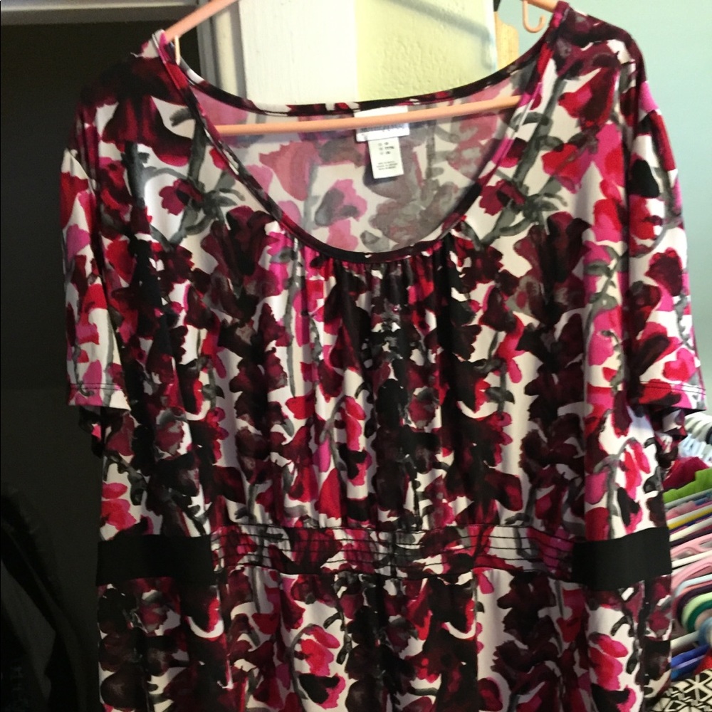 Plus size maternity shirt